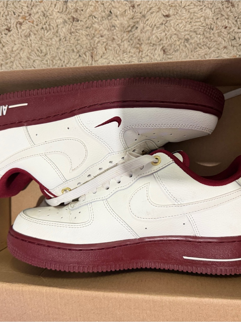Nike Men’s White and Maroon Sneakers